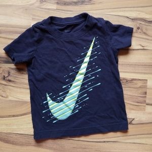 Nike toddler boy short set